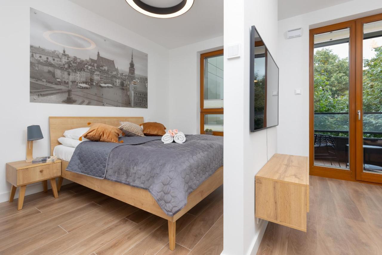 Srodmiescie Warsaw Muranow Apartments With Parking By Noclegi Renters Екстериор снимка