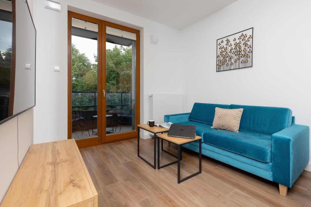 Srodmiescie Warsaw Muranow Apartments With Parking By Noclegi Renters Екстериор снимка