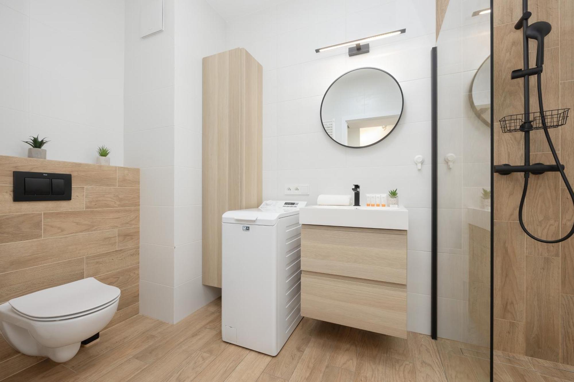 Srodmiescie Warsaw Muranow Apartments With Parking By Noclegi Renters Екстериор снимка