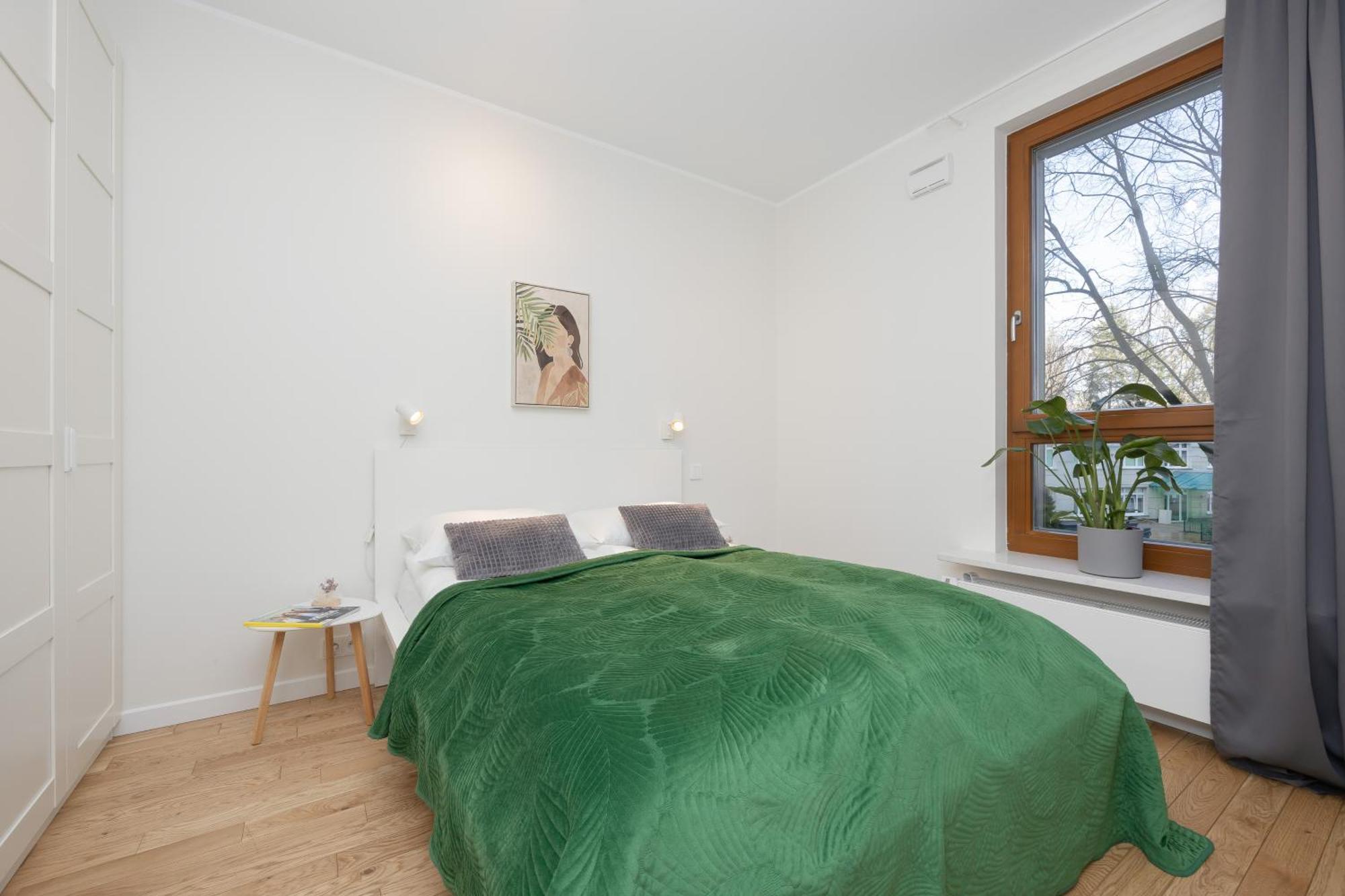 Srodmiescie Warsaw Muranow Apartments With Parking By Noclegi Renters Екстериор снимка