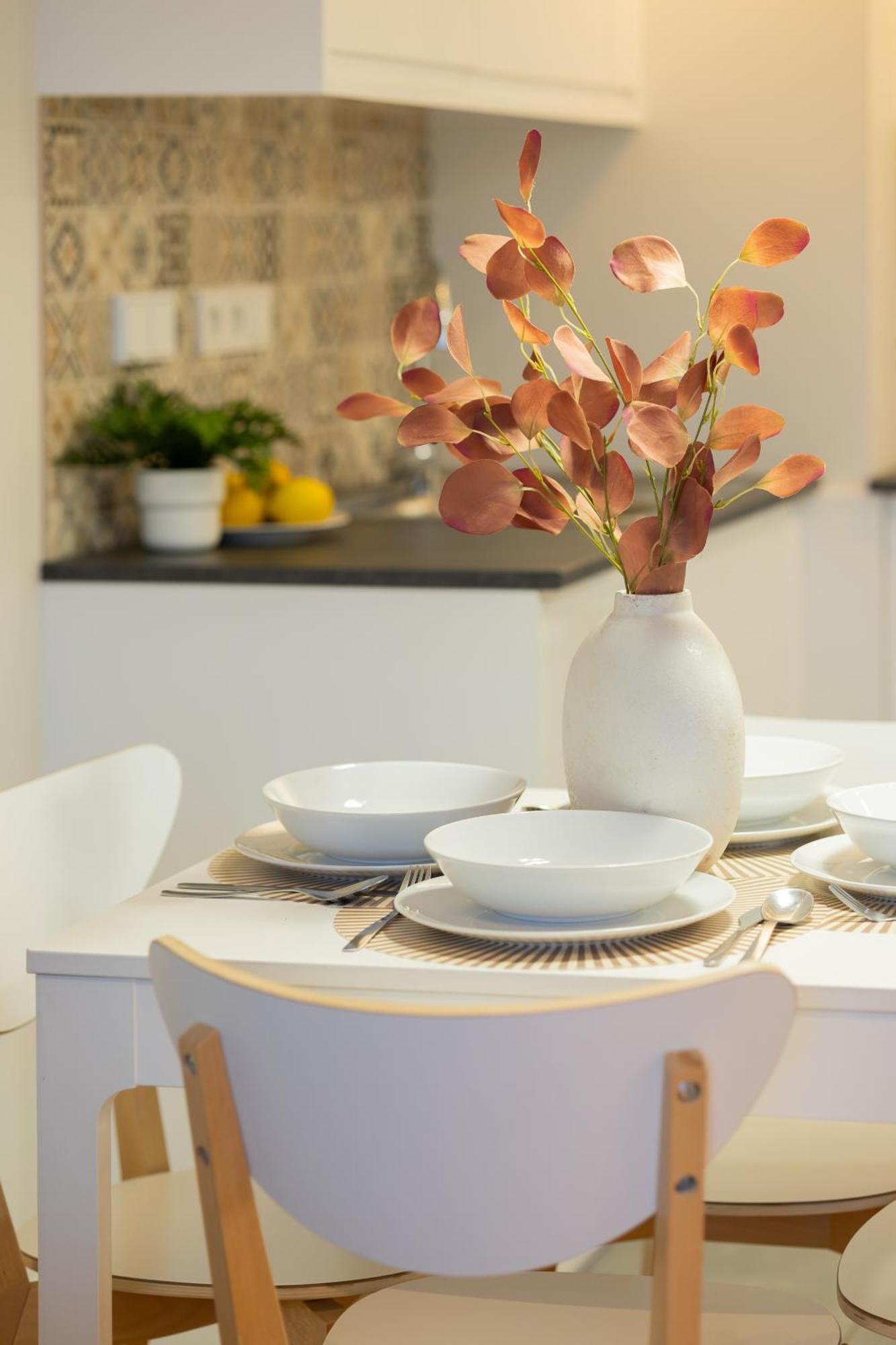 Srodmiescie Warsaw Muranow Apartments With Parking By Noclegi Renters Екстериор снимка