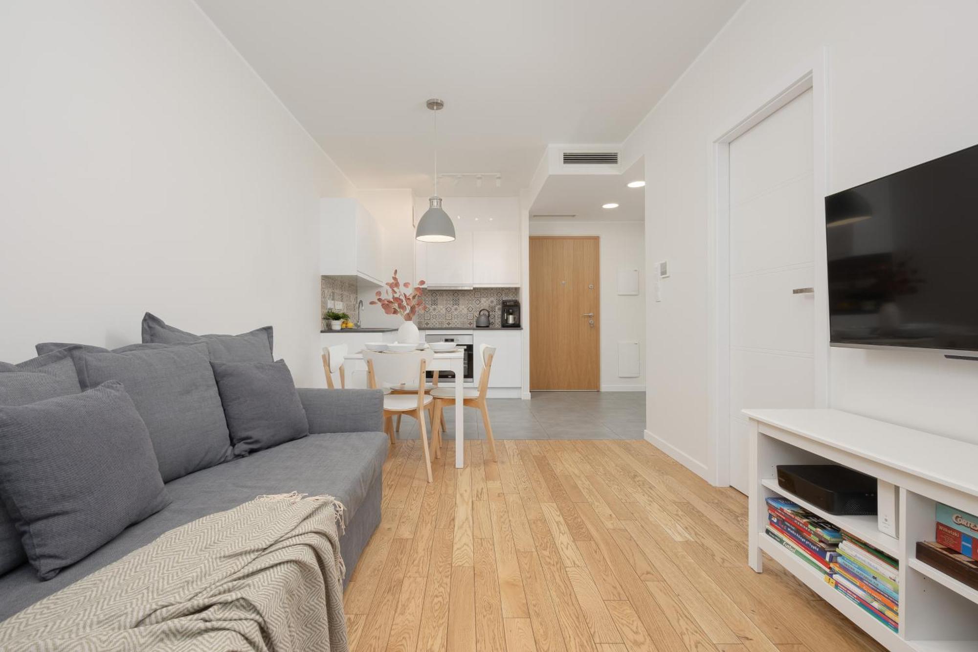 Srodmiescie Warsaw Muranow Apartments With Parking By Noclegi Renters Екстериор снимка