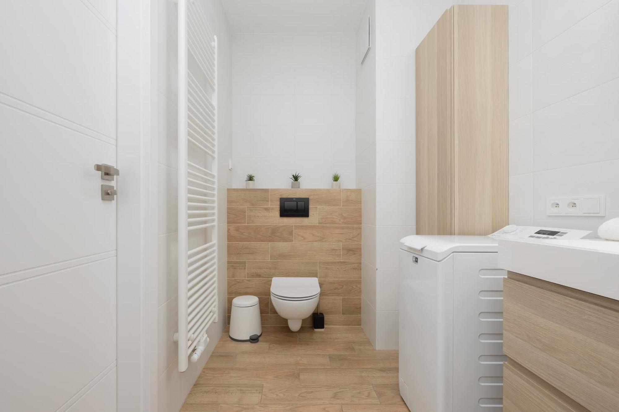 Srodmiescie Warsaw Muranow Apartments With Parking By Noclegi Renters Екстериор снимка